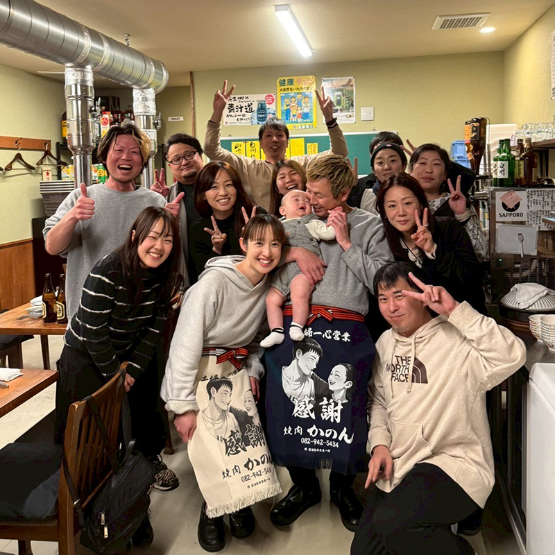 似顔絵帆前掛け 記念写真 